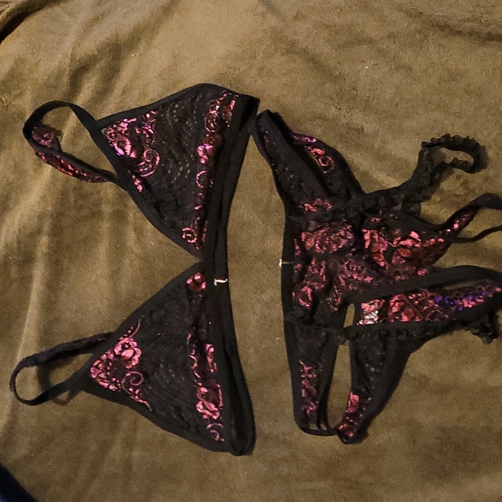 Two peice crotchless bottom size large